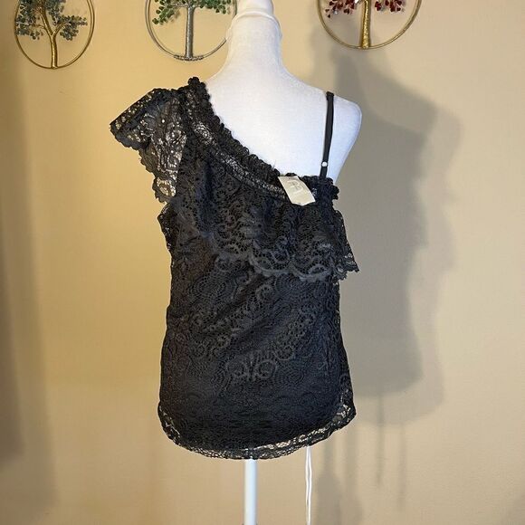 NWT! Maurices Gray Lace One Shoulder Blouse Size XS - Picture 3 of 9